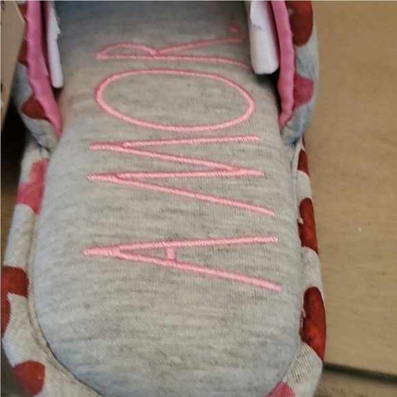 NWT - Rae Dunn Women’s Slippers (Pink & Grey with Amor & Heart Designs / (5/6US) - Picture 5 of 8